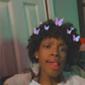 Meet your Posher, Eveiona